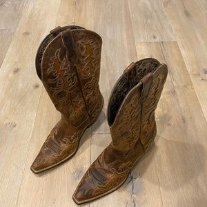Cowgirl Boots - New